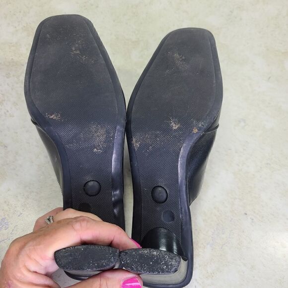 Liz Claibrne Bonafide Leather Mules 7.5 Black - Picture 8 of 8